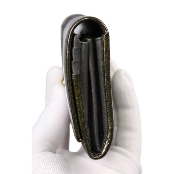 YVES SAINT LAURENT Vintage Used Green Patent Leather Long Wallet - Picture 3 of 15